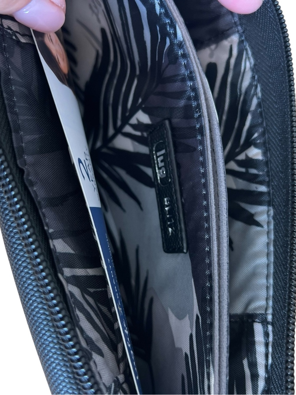 Lug Blitz Matte Luxe Black Crossbody With Wristlet - Picture 7 of 8